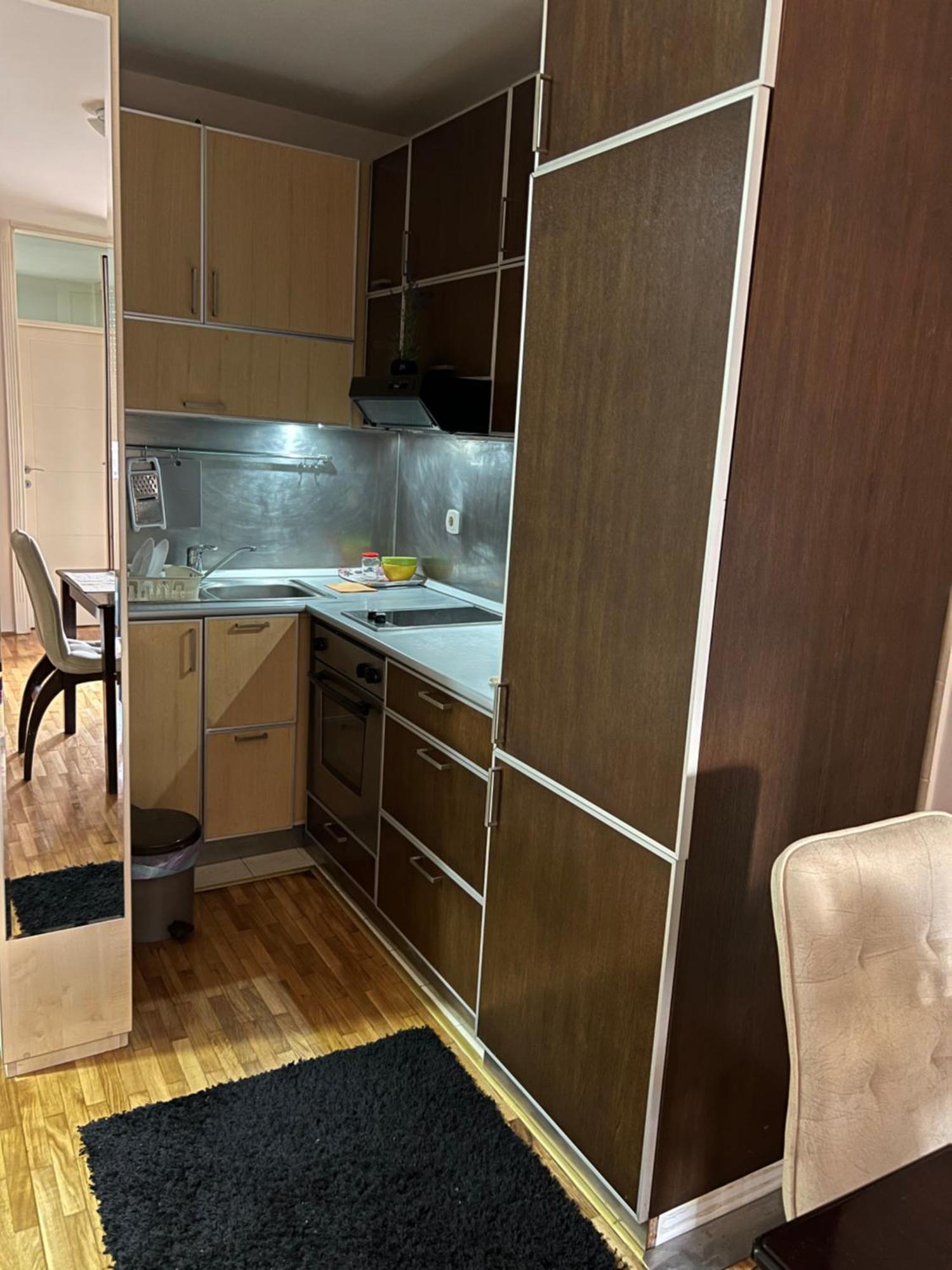 Sad Apartman Ni Exterior foto